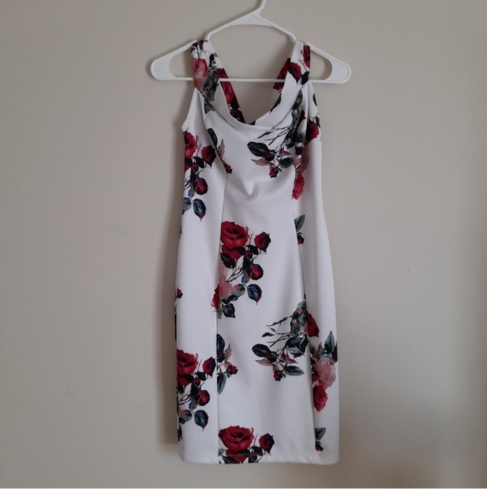 VENUS White Floral Bodycon Dress | Size Small | Cowl Neck | Sleeveless